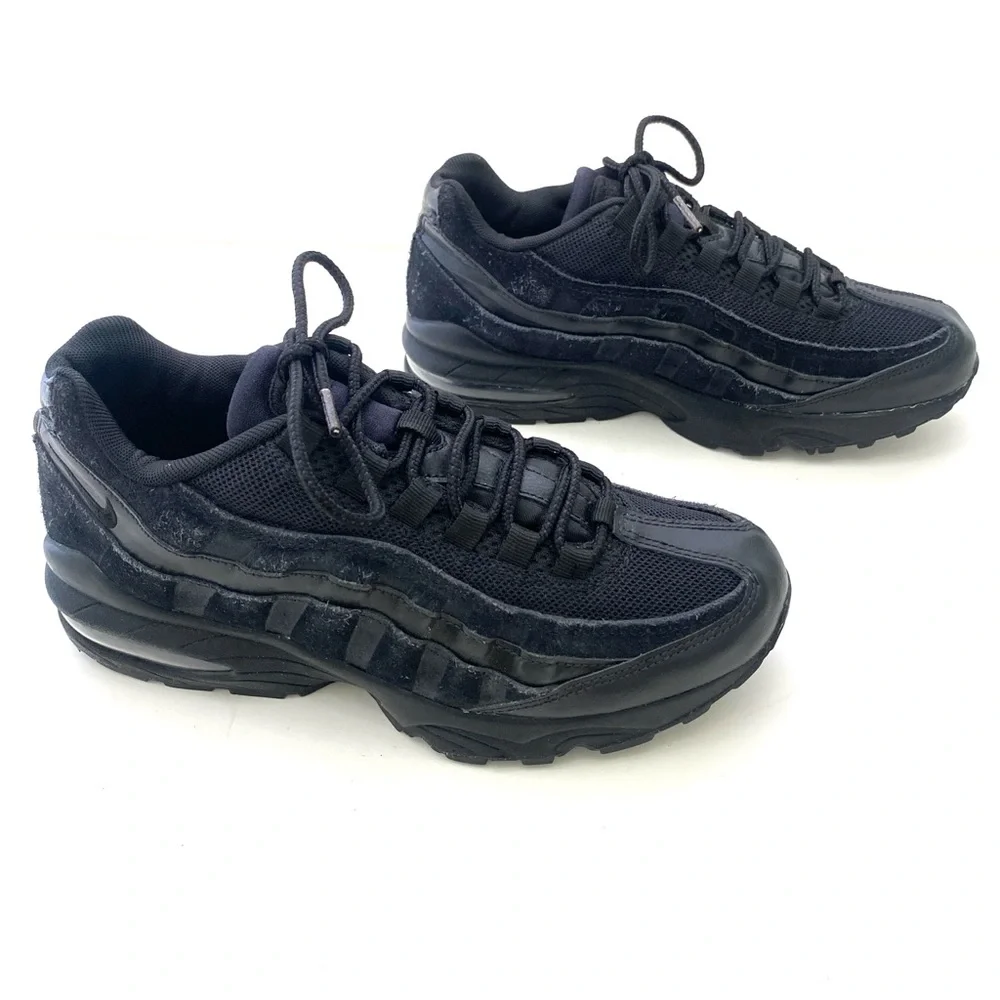 Nike Youth AirMax 95 GS Triple Black Running Trainer